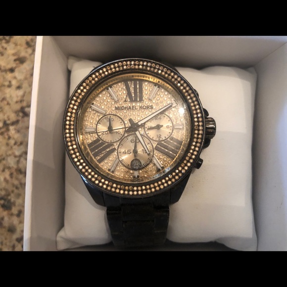 Michael Kors Accessories - Black and gold Michael Kors watch